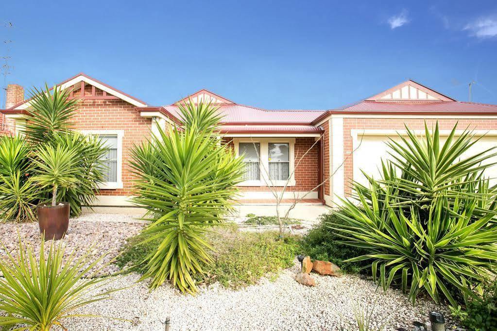 All Seasons Port Elliot Holiday House Екстер'єр фото